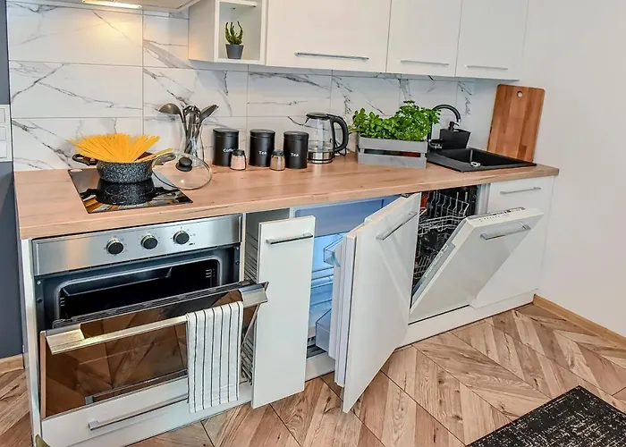 アパート Swietokrzyska レシュノ